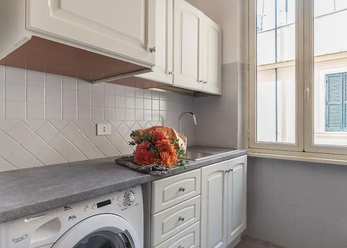 Lively Trastevere Renovated - Fromhometorome Apartamento Roma